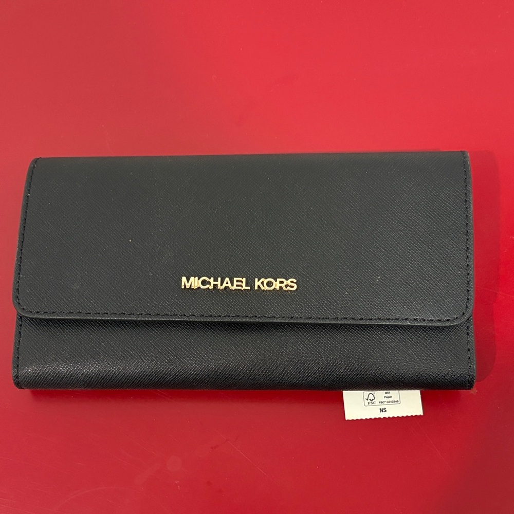 Michael Kors trifold wallet